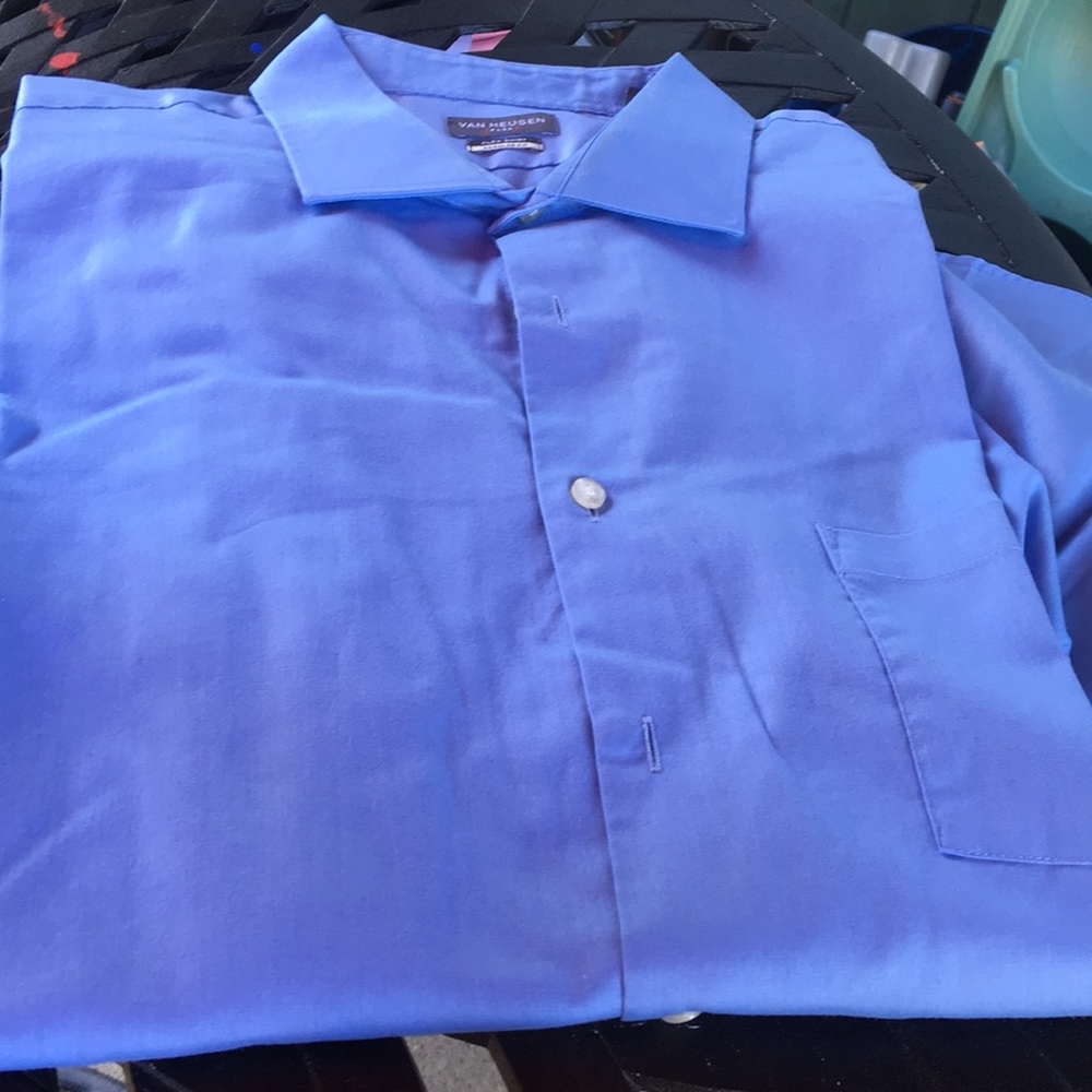 Van Heusen blue shirt